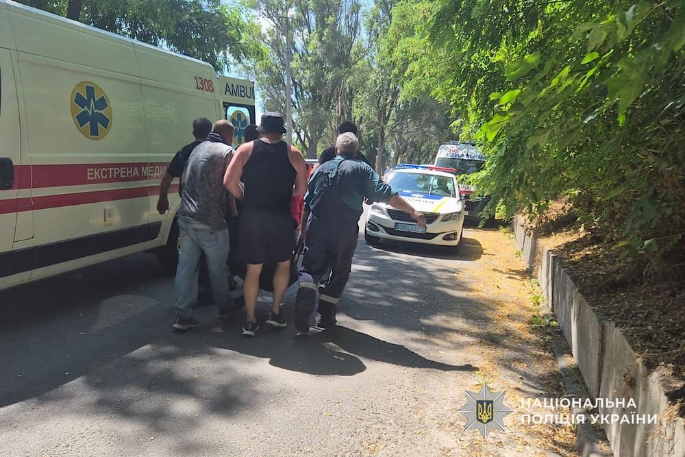 У Дніпрі внаслідок ракетного удару 2