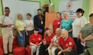 У Нікополі до Всесвітнього дня донора крові Червоний Хрест вшанував донорів і почесних благодійників (фото)