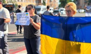 У Нікополі та області долучилися до акції «Зупинись. Вшануй»: о 9:00 міста завмерли у хвилині мовчання