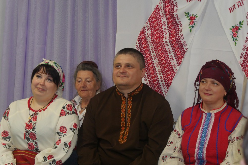 У Покрові відтворили давній український весільний обряд Дніпропетровщини (фото) (30)