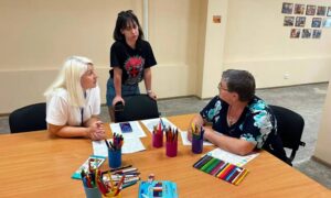 У Центрі життєстійкості Нікополя доступні безкоштовні консультації з цифрових питань: чим допомагають фахівці