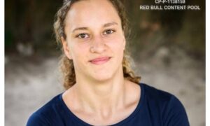 Неллі Чуканівська з Покрова увійшла до топ-10 етапу Red Bull Cliff Diving у США серед найсильніших хайдайверів світу