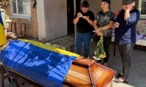 Понад 2 роки вважався безвісти зниклим: Нікопольщина провела в останню путь полеглого Захисника (відео)