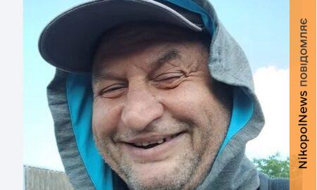 Власник легендарного кафе Нікополя показав, як бореться з колорадським жуком за допомогою пилососа (відео)