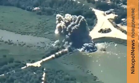 «Ой-ой-ой, присандолило»: окупанти скиглять, що Сили оборони зруйнували міст у Василівці на Запоріжжі – відео моменту і наслідків