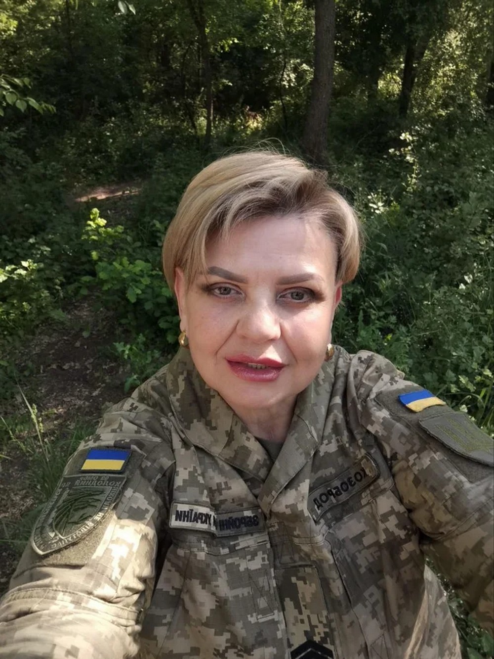 Віддала кота подрузі, зачинила квартиру й поїхала на війну: історія вчительки музики з Покрова, яка у 56 долучилася до ЗСУ, а у 60 вийшла заміж