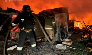У Дніпрі під час повторного удару загинув рятувальник, в області — 6 загиблих і 36 поранених: подробиці від ДСНС (фото)