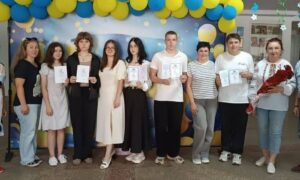мистецьких школах Покрова 2