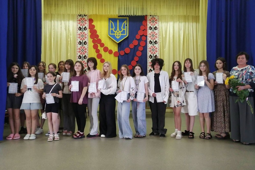 мистецьких школах Покрова 6 мистецьких школах Покрова 6