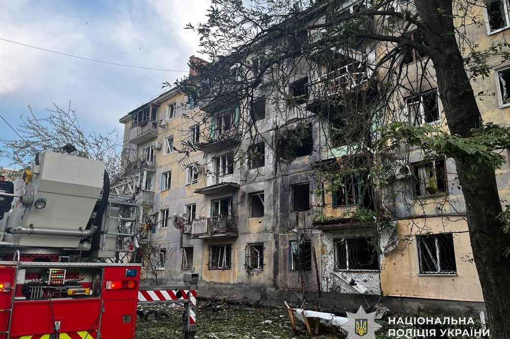 наслідки обстрілів Нікопольщини і громад області зафіксували поліцейські