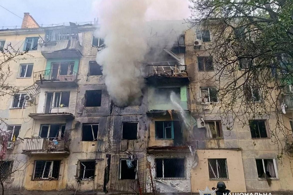 наслідки обстрілів Нікопольщини і громад області зафіксували поліцейські 10