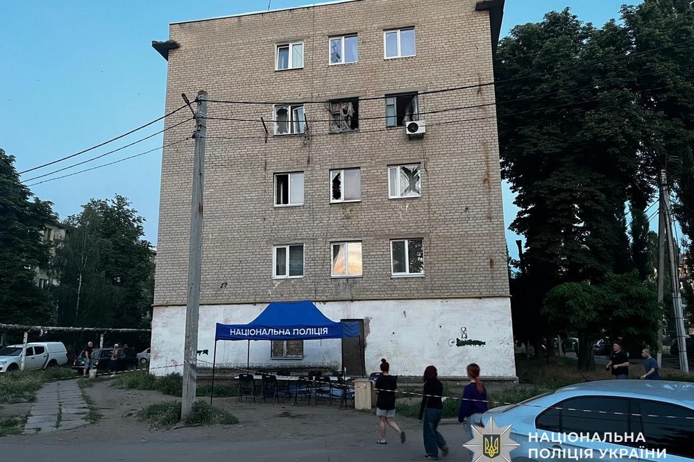 наслідки обстрілів Нікопольщини і громад області зафіксували поліцейські 2