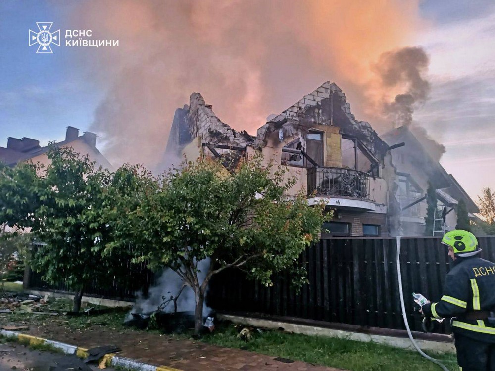Названо ім’я вбитого сьогодні у Дніпрі рятувальника. Також стало відомо про пораненого співробітника ДСНС на Дніпропетровщин.Кількість жертв знову зросла. 