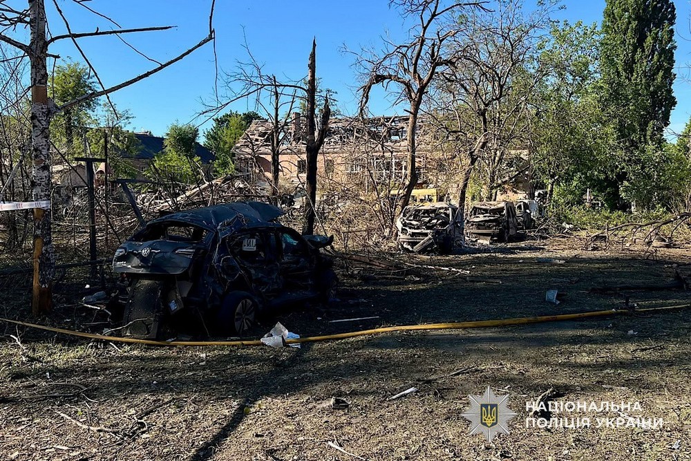Поліція зафіксувала наслідки обстрілів Дніпропетровщини. Під ударами ворога були Дніпро, Нікопольський, Кам’янський, Криворізький, Синельниківський і Самарівський райони.