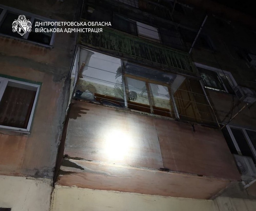 Нікопольщина і ще 4 райони області були під ударом ворога: двоє поранених, масована атака БпЛА