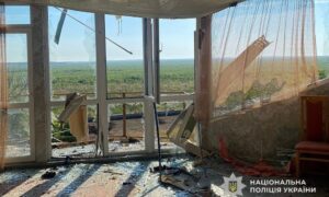 Загиблий і 7 поранених, побито лікарню, церкву, адмінбудівлю: під ударом були Криворіжжя, Нікопольщина і Синельниківщина (фоото)