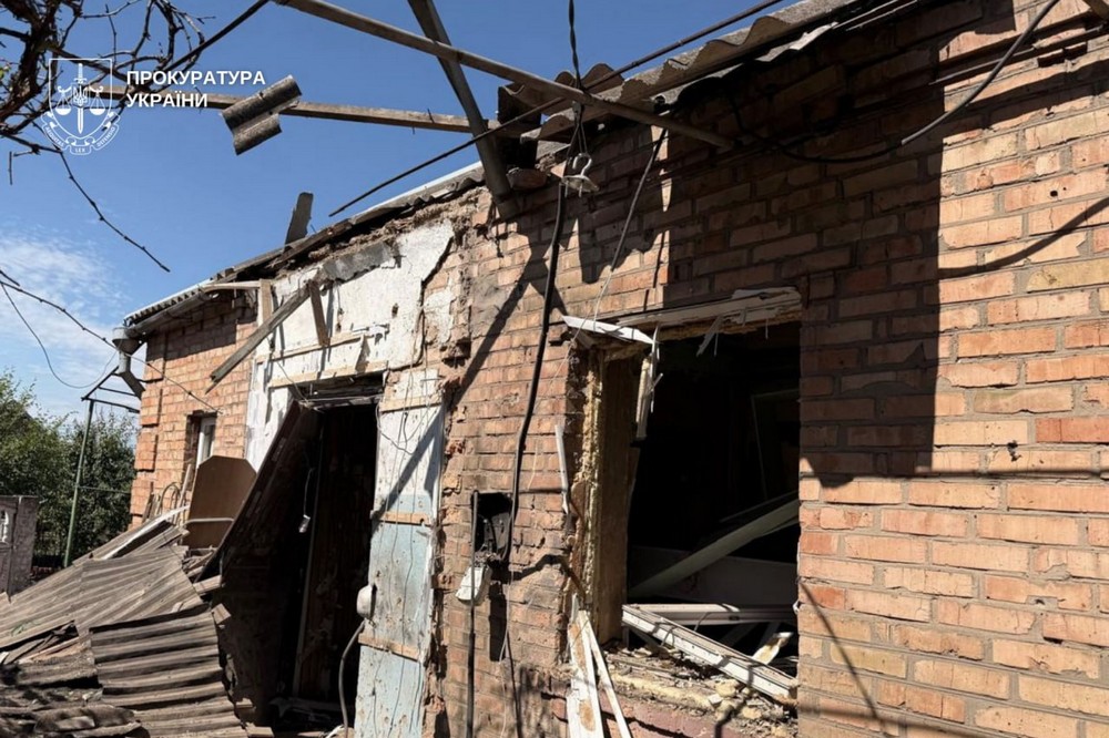 Троє вбитих і 5 поранених у Нікополі, Нікопольському районі, на Синельниківщині і в Кам’янському внаслідок ворожих атак сьогодні, 16 червня. Троє вбитих і 5 поранених у Нікополі, Нікопольському районі, на Синельниківщині і в Кам’янському внаслідок ворожих атак сьогодні, 16 червня.