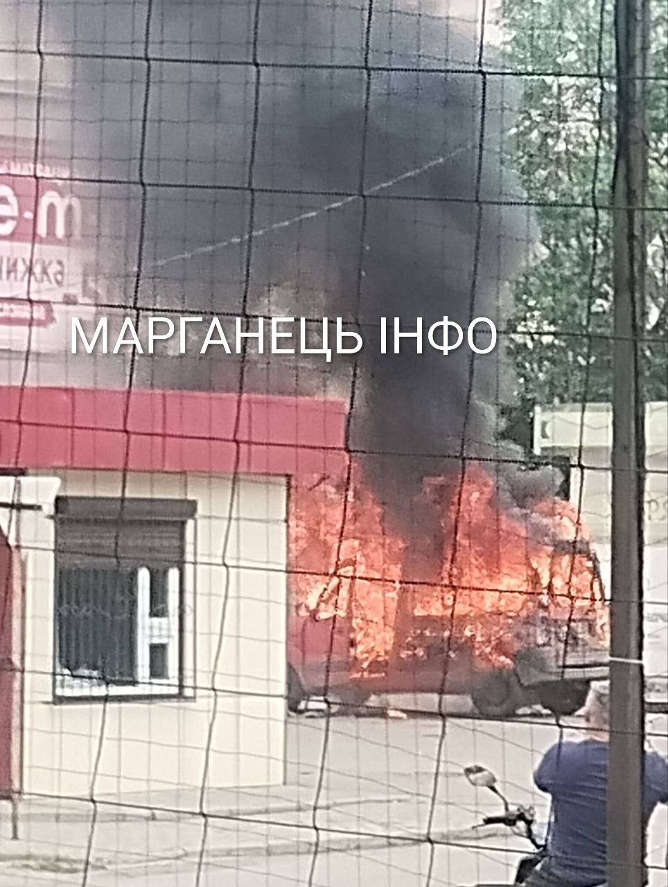 Дрон атакував авто у Марганці сьогодні Дрон атакував авто у Марганці сьогодні