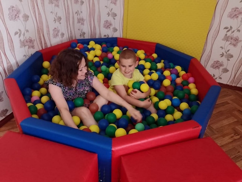 Центр життєстійкості у Марганці: яку допомогу можна отримати і куди звертатися Центр життєстійкості у Марганці: яку допомогу можна отримати і куди звертатися