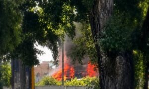 У Нікополі FPV-дрон атакував автозаправну станцію: виникла масштабна пожежа — соцмережі