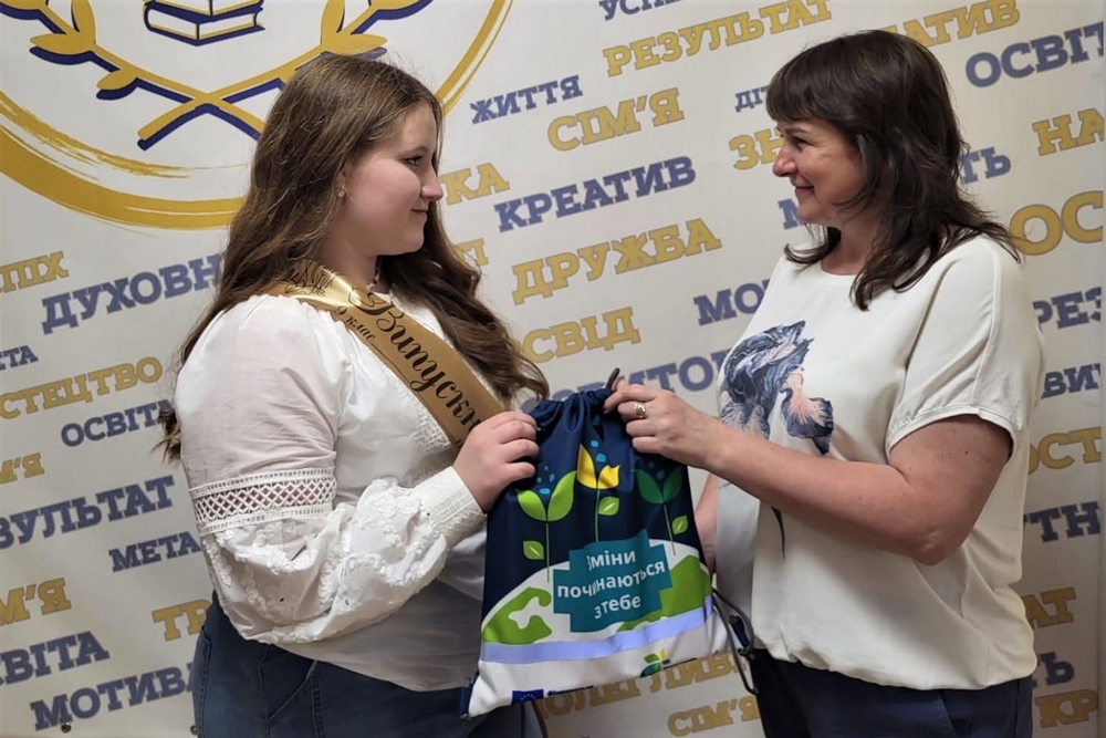 у Нікополі9 у Нікополі9