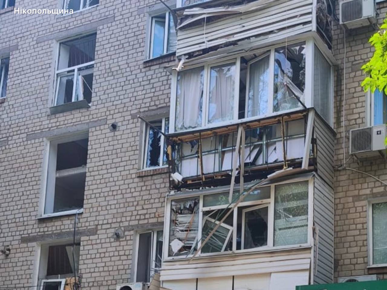 у Нікополі 8 у Нікополі 8