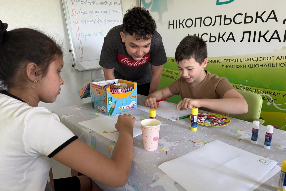 у дитячій лікарні Нікополя проходять реабілітаційні заняття 4 у дитячій лікарні Нікополя проходять реабілітаційні заняття 4