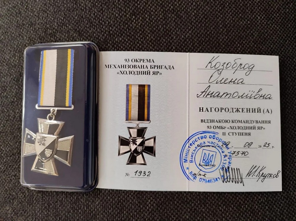 Віддала кота подрузі, зачинила квартиру й поїхала на війну: історія вчительки музики з Покрова, яка у 56 долучилася до ЗСУ, а у 60 вийшла заміж