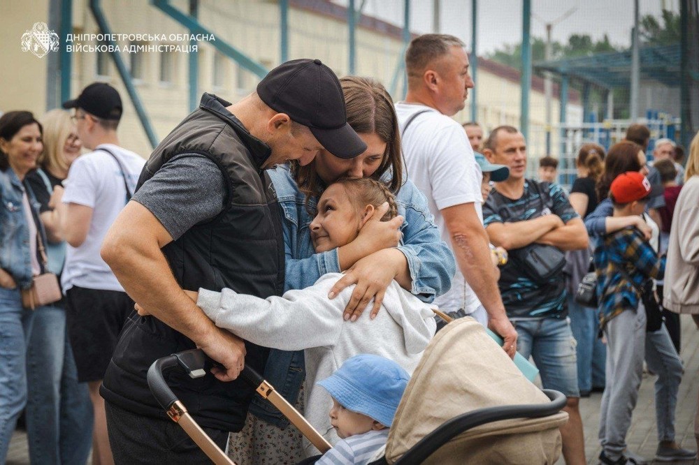 з Дніпропетровщини 9 з Дніпропетровщини 9
