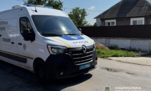 На Дніпропетровщині чоловік СЗЧ відкрив прицільний вогонь по поліцейським і застрелився