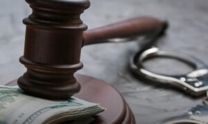 Засуджено посадовців міськради Нікопольщини до 5 років ув’язнення – прокуратура