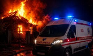 Родина спала, коли будинок спалахнув: врятовано маму і трьох малюків на Дніпропетровщині