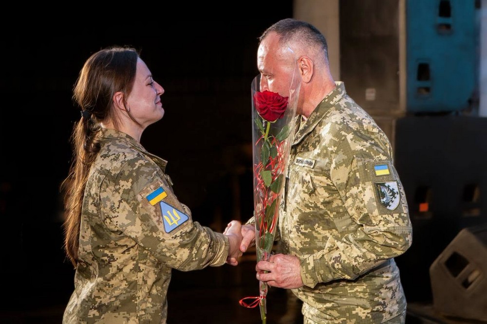 Захисників неба з Нікополя вітали у Дніпрі: сьогодні 10 років Повітряному командуванню «Схід» Захисників неба з Нікополя вітали у Дніпрі: сьогодні 10 років Повітряному командуванню «Схід»