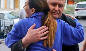 Непересічна новина: відома американська активістка Лора Лумер завітала до Дніпра (фото)