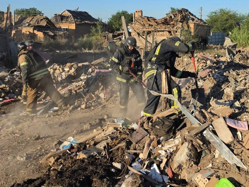 На Криворіжжі і Нікопольщині вбиті і поранені люди внаслідок ворожих атак цієї ночі. Серед загиблих і постраждалих діти. (3)