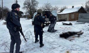 Кожен виїзд — під прицілом: слідчі на Нікопольщині працюють на місцях обстрілів попри ризик для життя (фото)