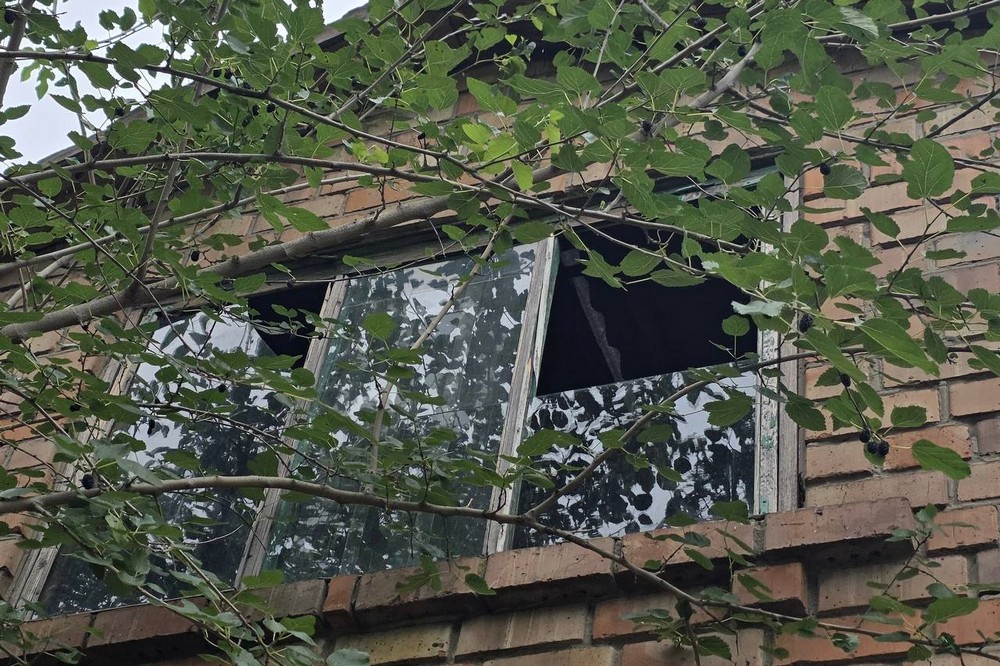 На Нікопольщині пошкоджені будинки та авто 6 На Нікопольщині пошкоджені будинки та авто 6