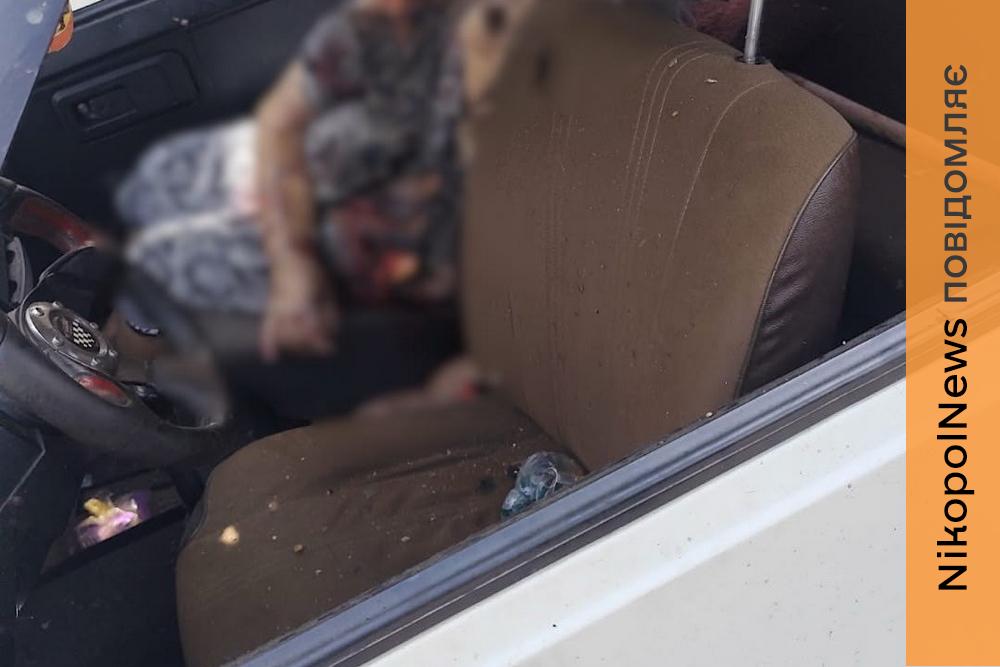 На Нікопольщині FPV-дрони влучили в авто, супермаркет, будинок і приватний сектор: 2 загиблих та 2 поранених, є постраждалий на Криворіжжі - поліція (фото)