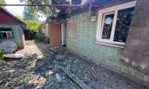 На Нікопольщині пошкоджені гуртожиток, інфраструктура та приватні будинки, у Дніпровському районі постраждали 2 людей, під ворожим ударом також опинилися Синельниківський і Павлоградський райони