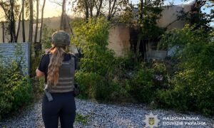 2 загиблих і 4 поранених, пошкоджені будинки, СТО та інфраструктура: про наслідки обстрілів Нікопольщини, Криворіжжя та Синельниківщини розповіли у поліції (фото)