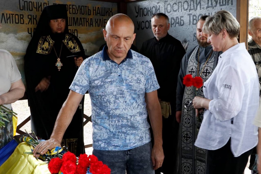 Нікополь провів в останню путь полеглого Захисника5