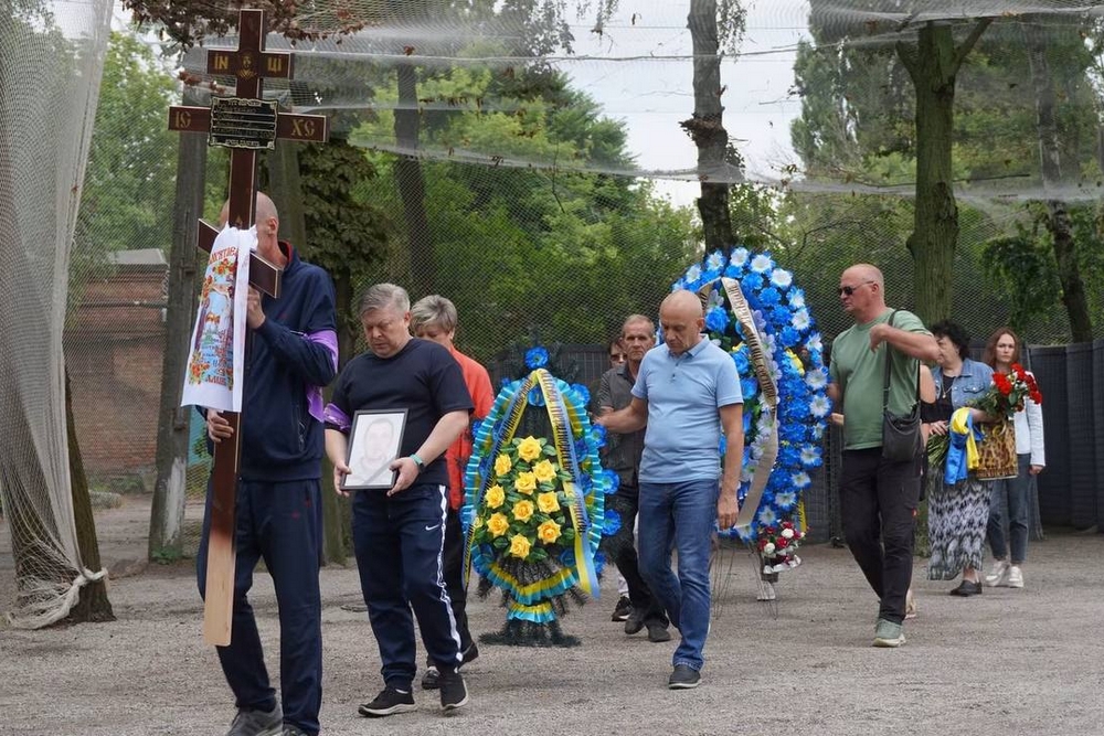 Нікополь провів в останню путь8