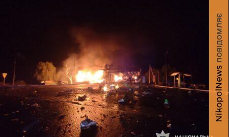 Поранений на Нікопольщині, 31 повідомлення про обстріли, пошкоджені АЗС в області - поліція (фото)