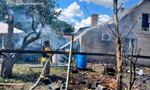 Ліквідовували пожежі: про наслідки обстрілів Нікопольського, Криворізького та Павлоградського районів у ДСНС (фото)