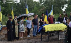 Віддав своє життя за мирне майбутнє України: Нікопольщина провела в останню путь полеглого Захисника (фото)