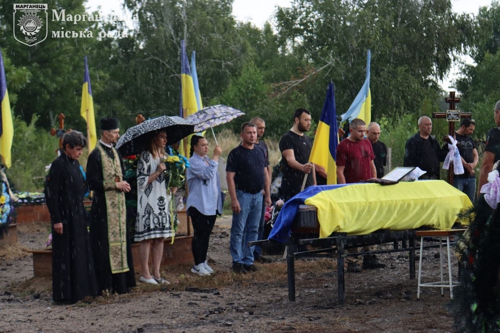 Нікопольщина провела в останню путь полеглого Захисника4