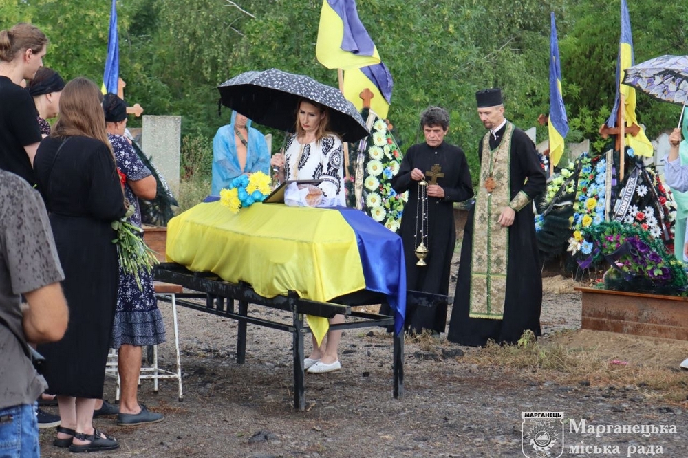 Нікопольщина провела в останню путь полеглого Захисника5