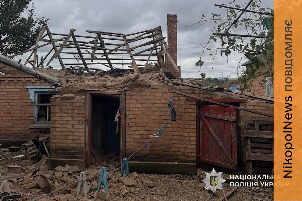 4 постраждалих у Нікополі та районі, атаковані підприємство і пожежний автомобіль, є поранені й у Кам’янському районі – поліція (фото)