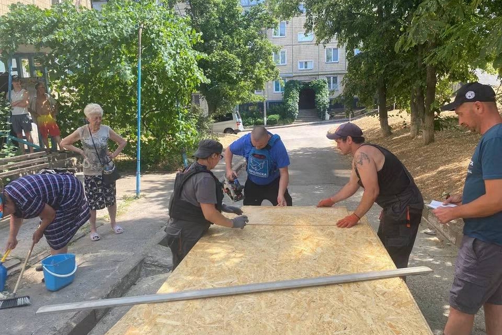 У Нікополі1 У Нікополі1