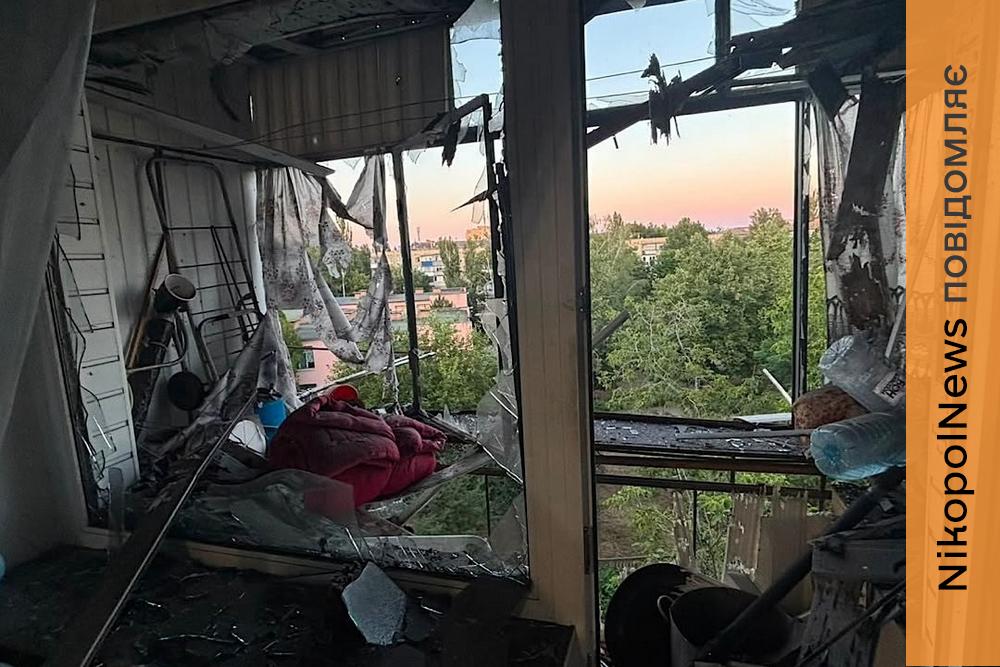 У Нікополі БпЛА влучив у супермаркет, FPV-дрон атакував багатоповерхівку: 6 людей постраждали, під ударами також були Кам’янський, Криворізький та Синельниківський райони – поліція (фото)